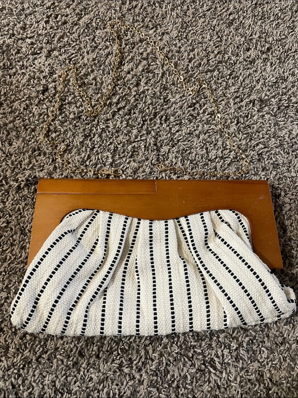 Urban Expressions Cream and Black Striped Clutch with WoodenFrame and Gold Chain